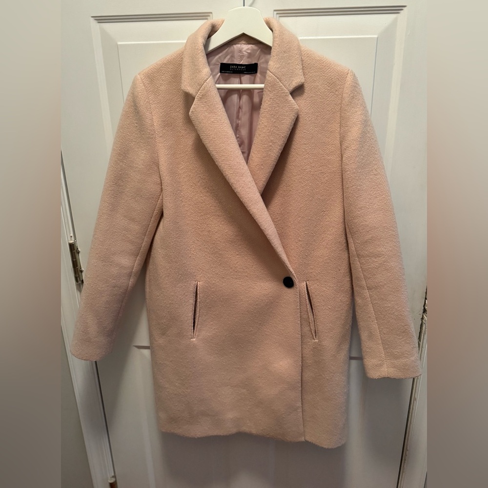Women’s medium tan coat